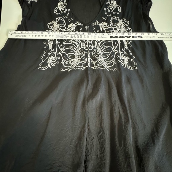 Johnny Was Tunic Embroidered Black White Size M - Picture 7 of 9